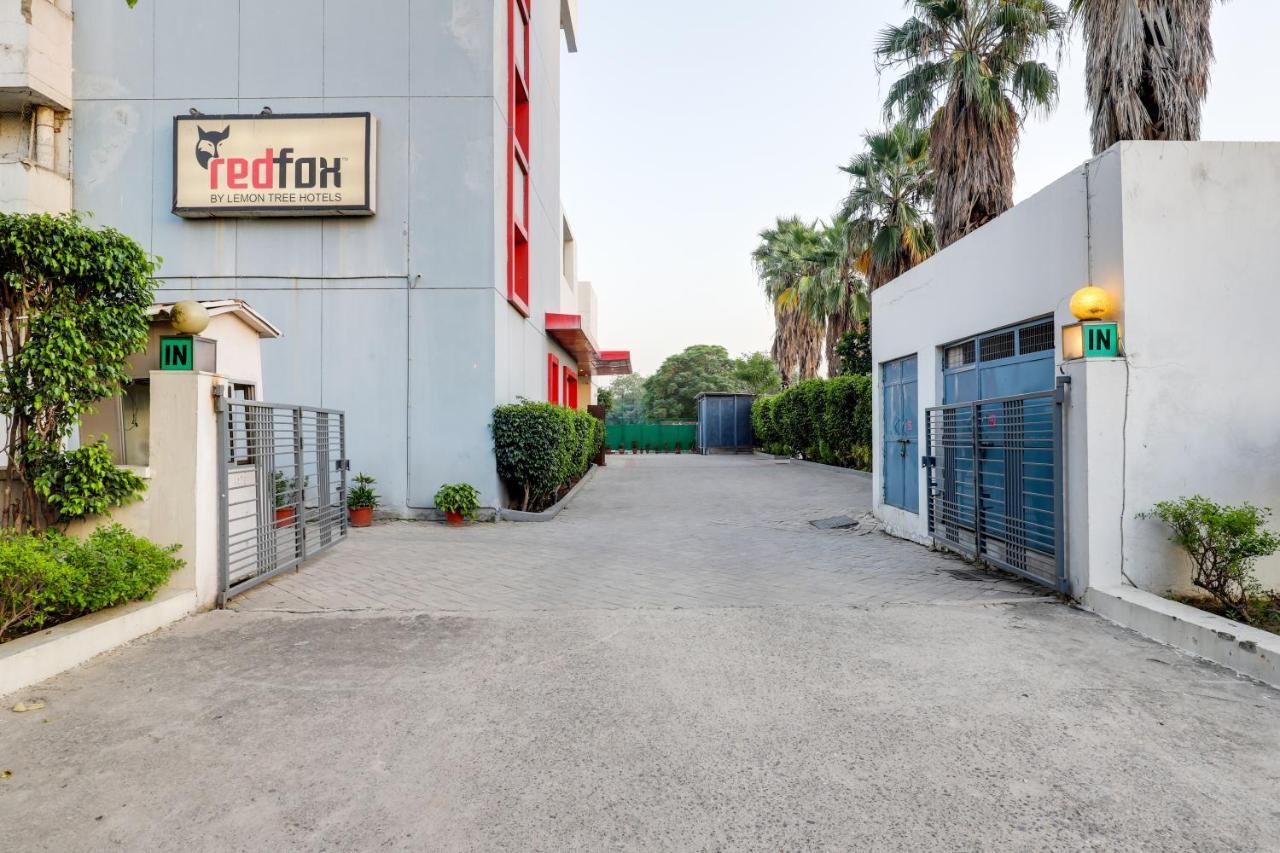 Red Fox By Lemon Tree Hotels, East Delhi Ngoại thất bức ảnh