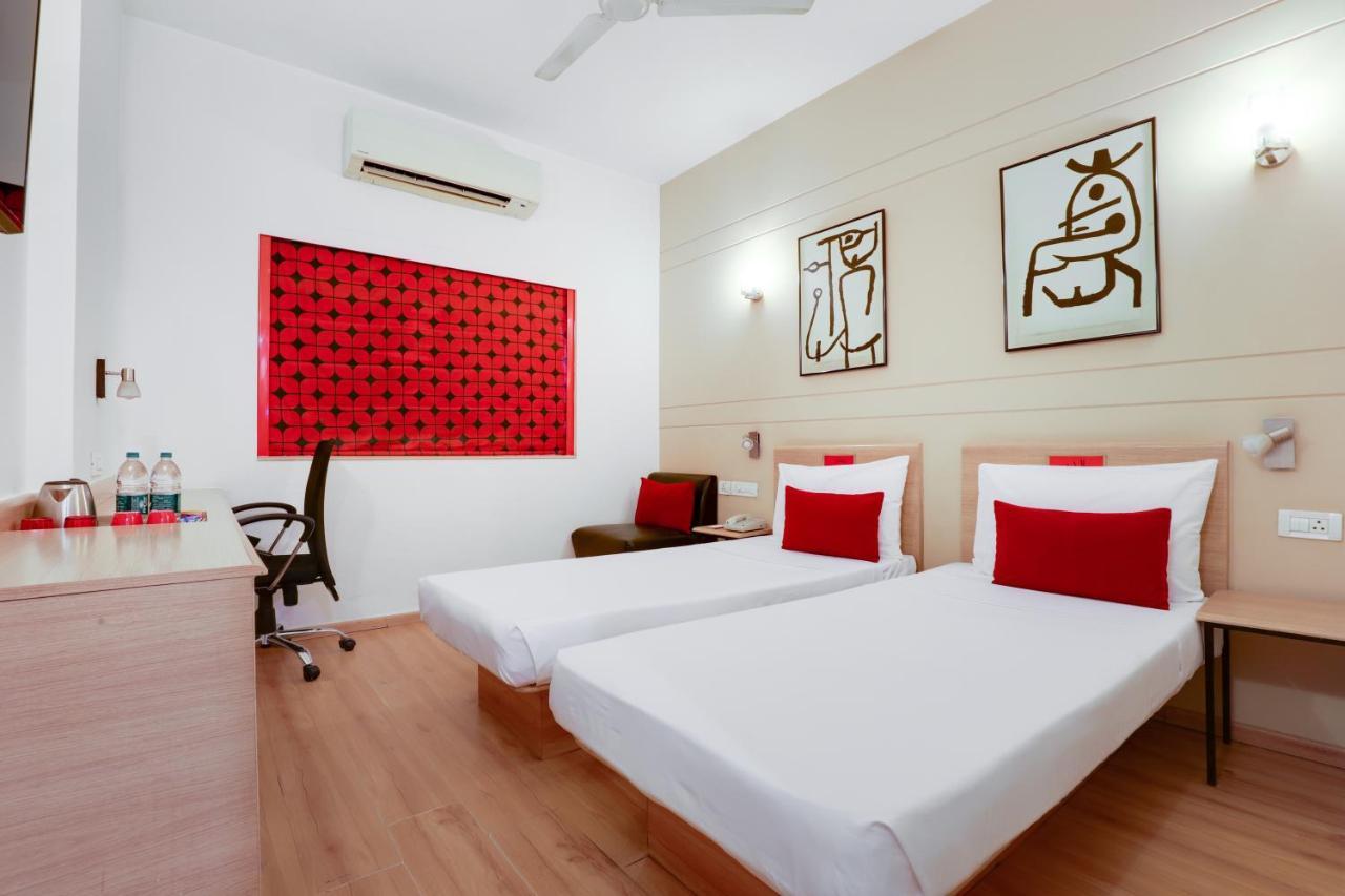 Red Fox By Lemon Tree Hotels, East Delhi Ngoại thất bức ảnh