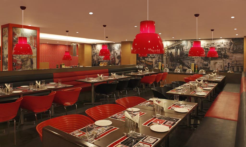 Red Fox By Lemon Tree Hotels, East Delhi Ngoại thất bức ảnh
